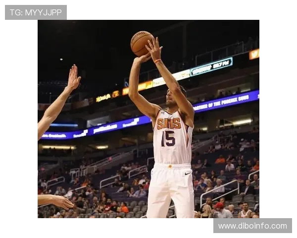 手感冰凉瓦塞尔上半场表现低迷仅得2分三分球全失手