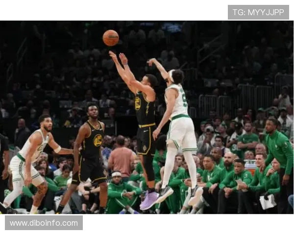 明日勇士主场对阵爵士追梦因脚伤能否出战仍待确认